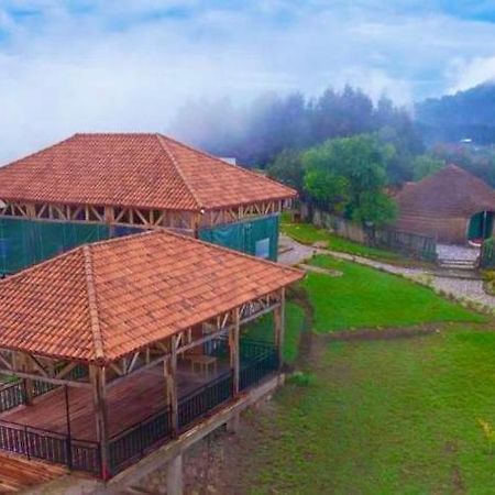 Готель Kitabi Ecocenter Gabegi Екстер'єр фото