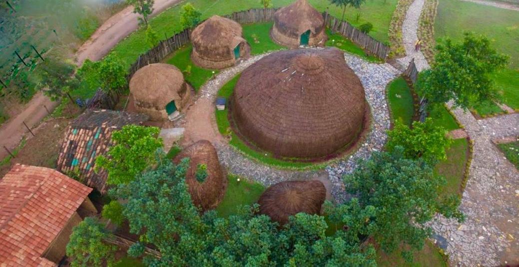 Готель Kitabi Ecocenter Gabegi Екстер'єр фото